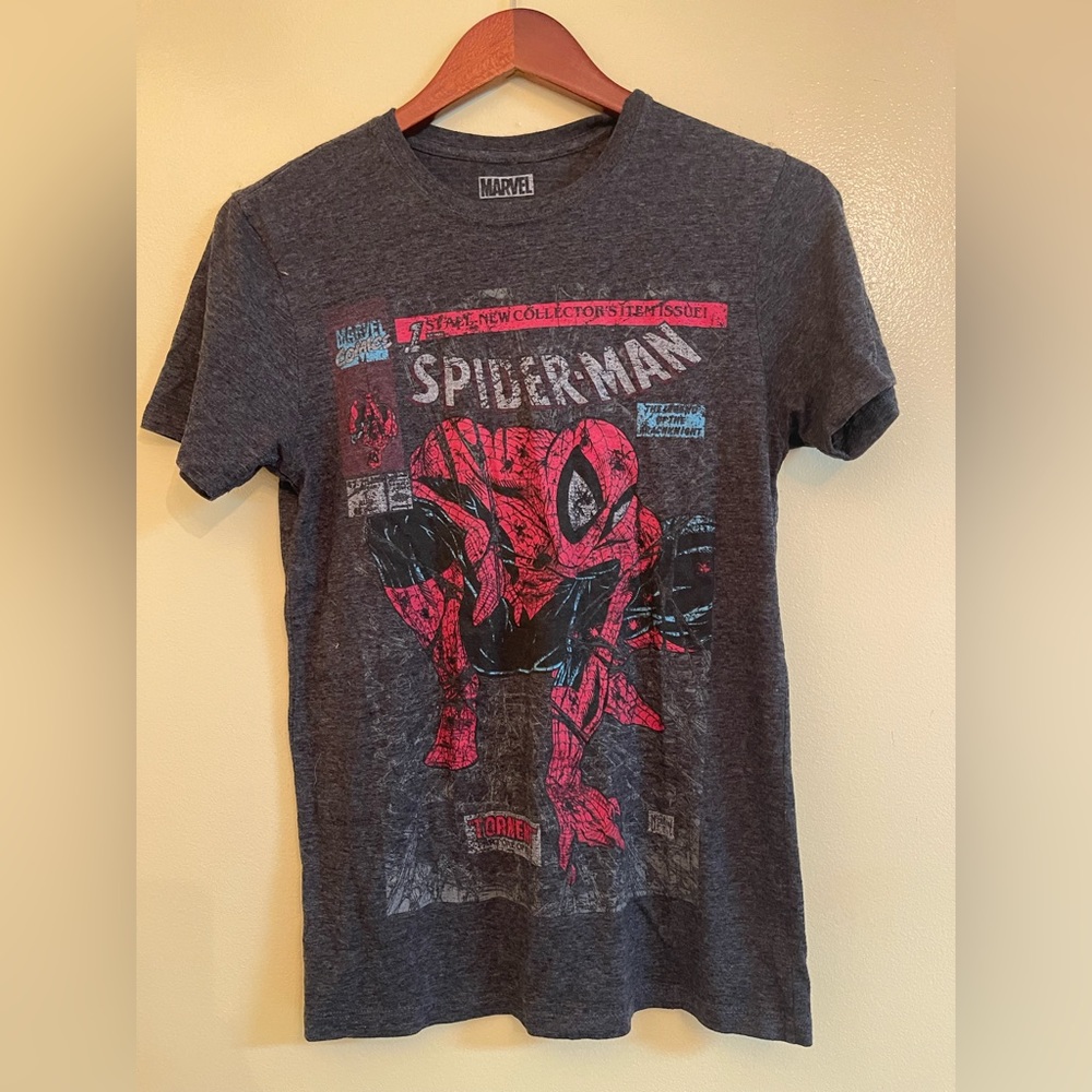 Spiderman T-Shirt Marvel Superhero Comics Size Small